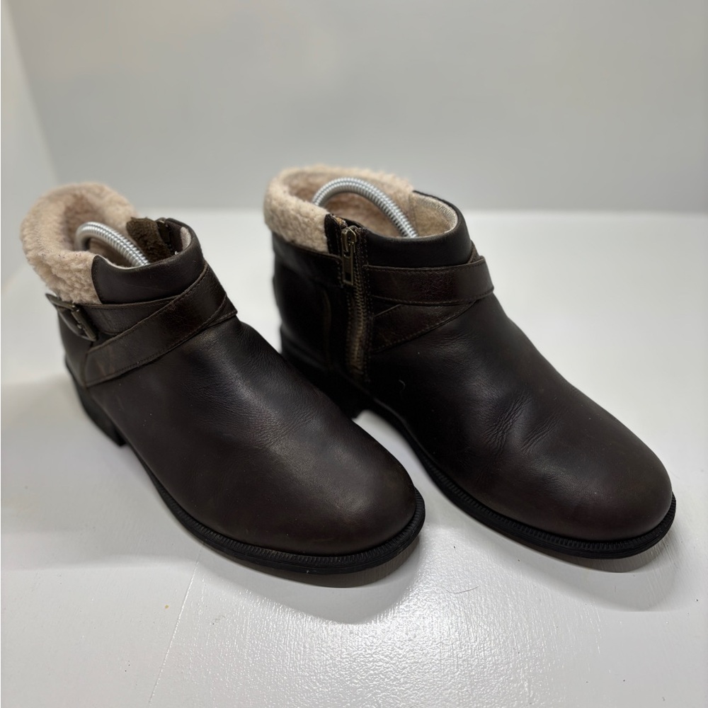 UGG women’s waterproof leather ankle boots with shearling lining women’s size 9 - Picture 2 of 14